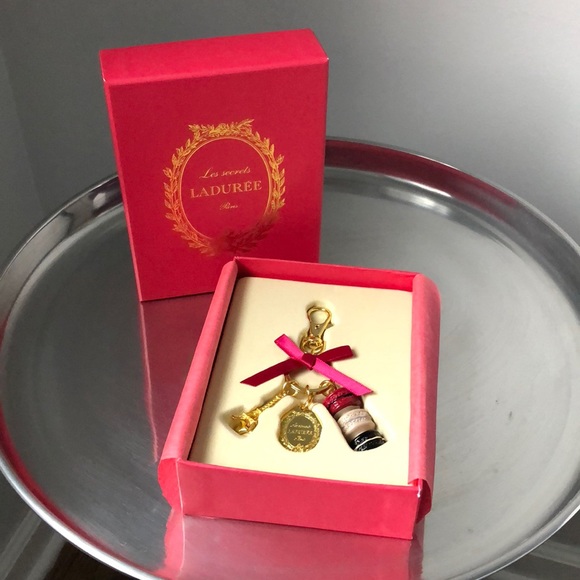 Accessories - Ladurée Paris keychain